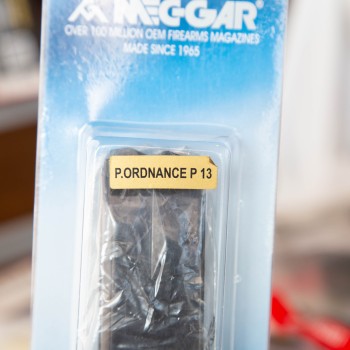 Tabanca Şarjörü 8